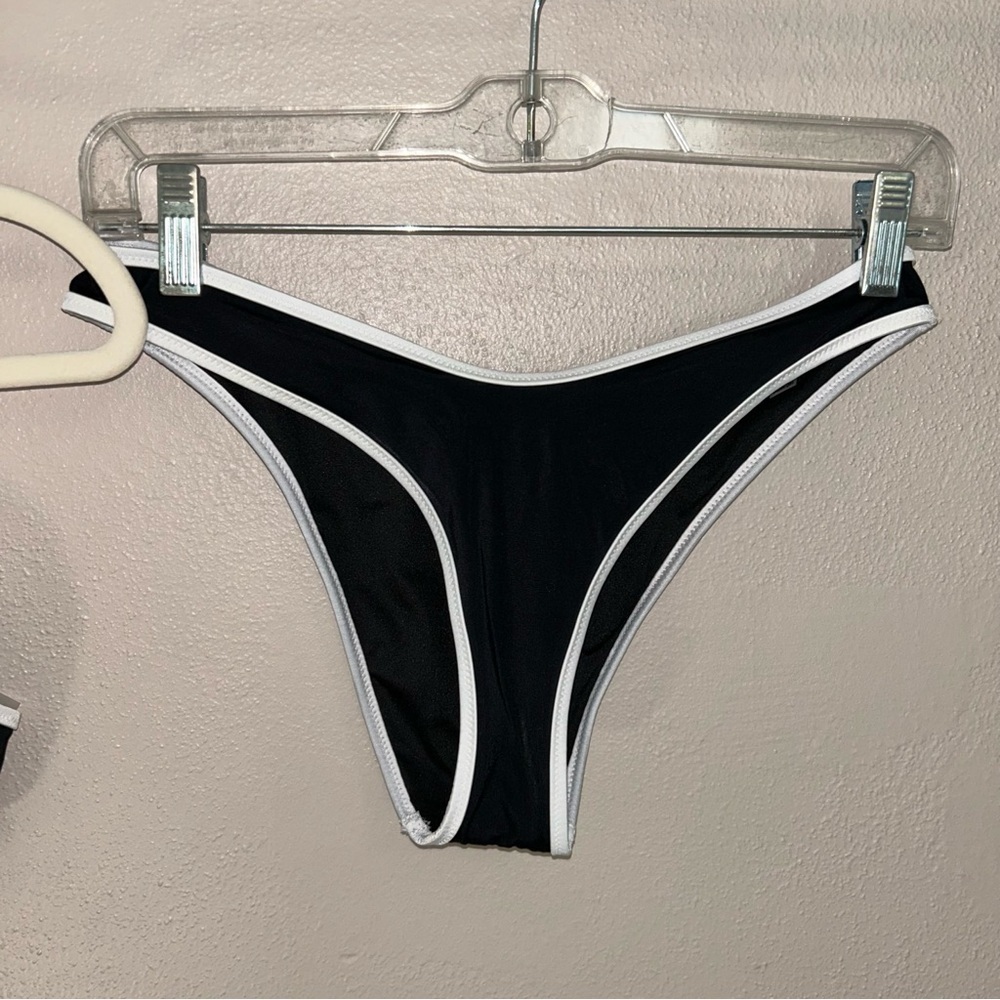 Victoria's Secret Black and White Bikini swim Set - Picture 4 of 7